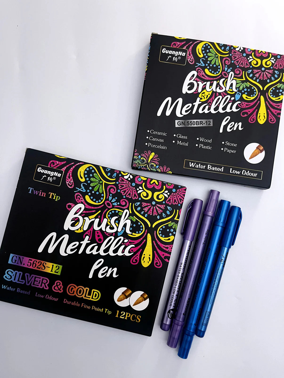 12 Colors Metallic Brush Pens Set