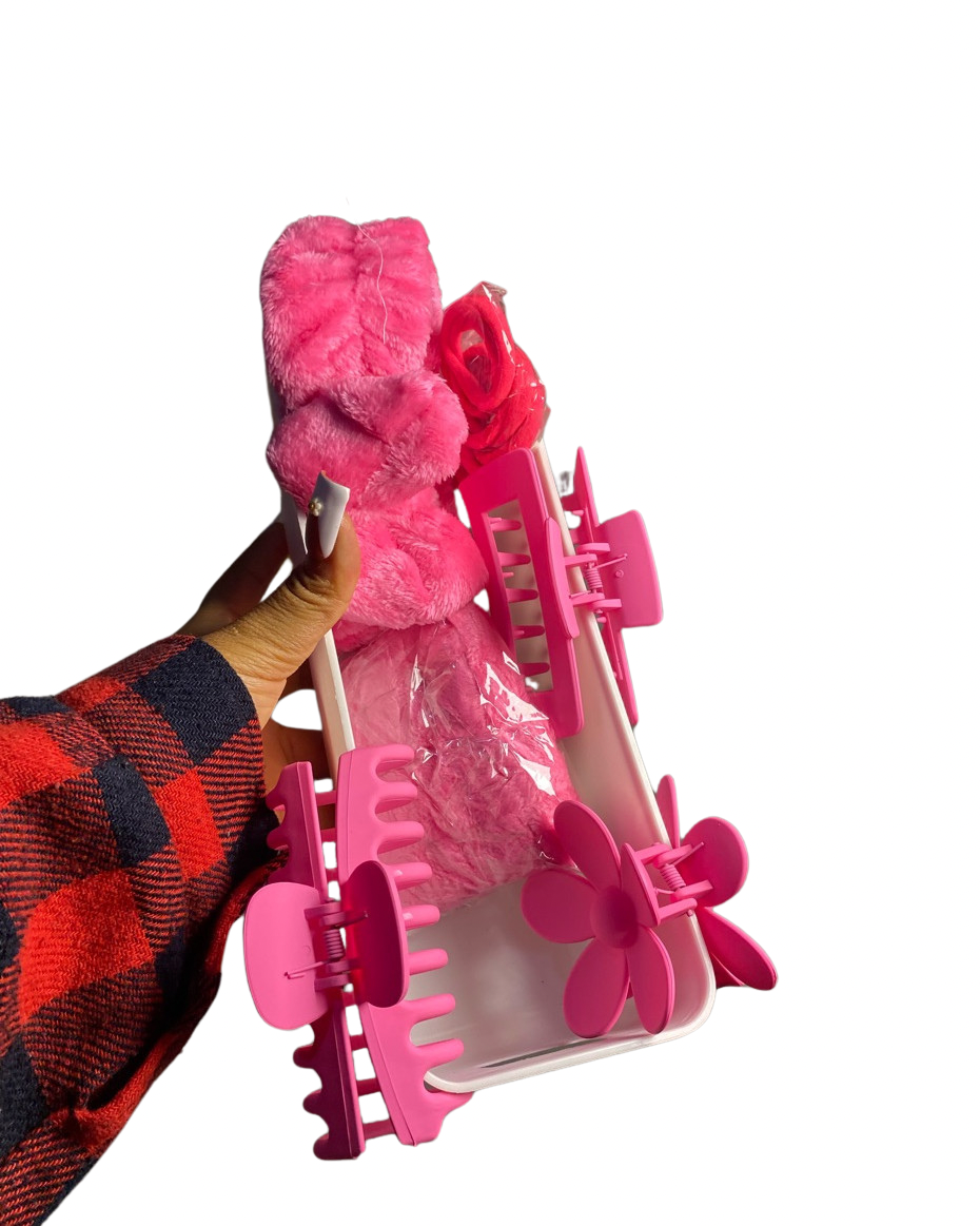 Girlie hair accessories