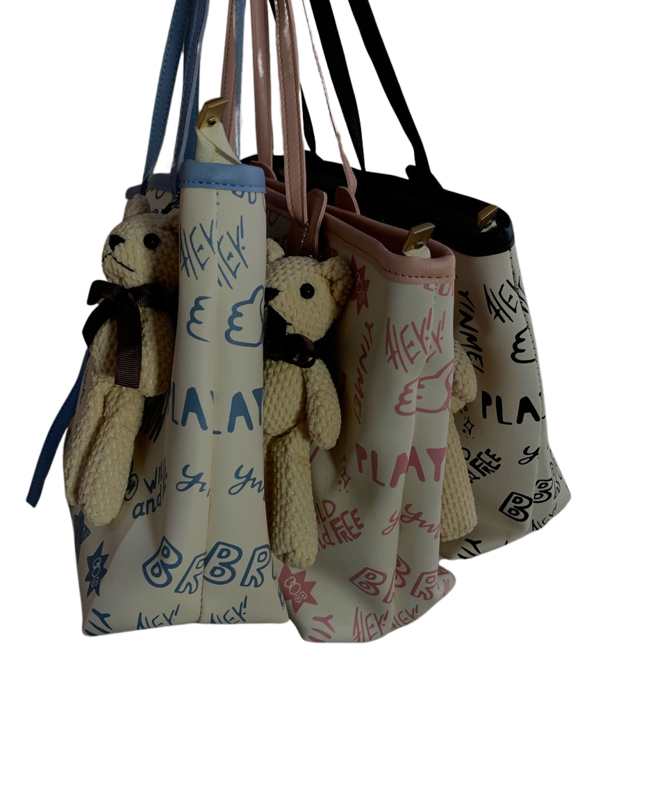 Tote Bags With Teddy Ornament