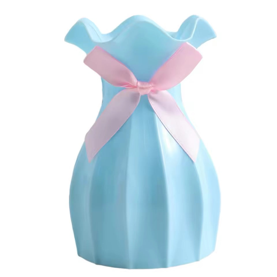 Bowy Flower Vase