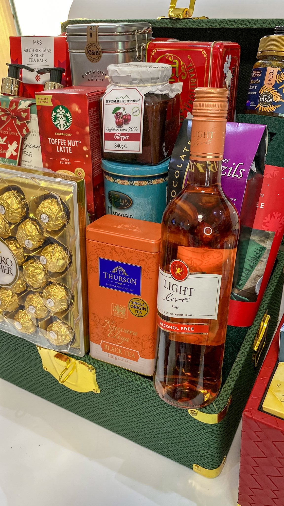 BRIEF XMAS HAMPER