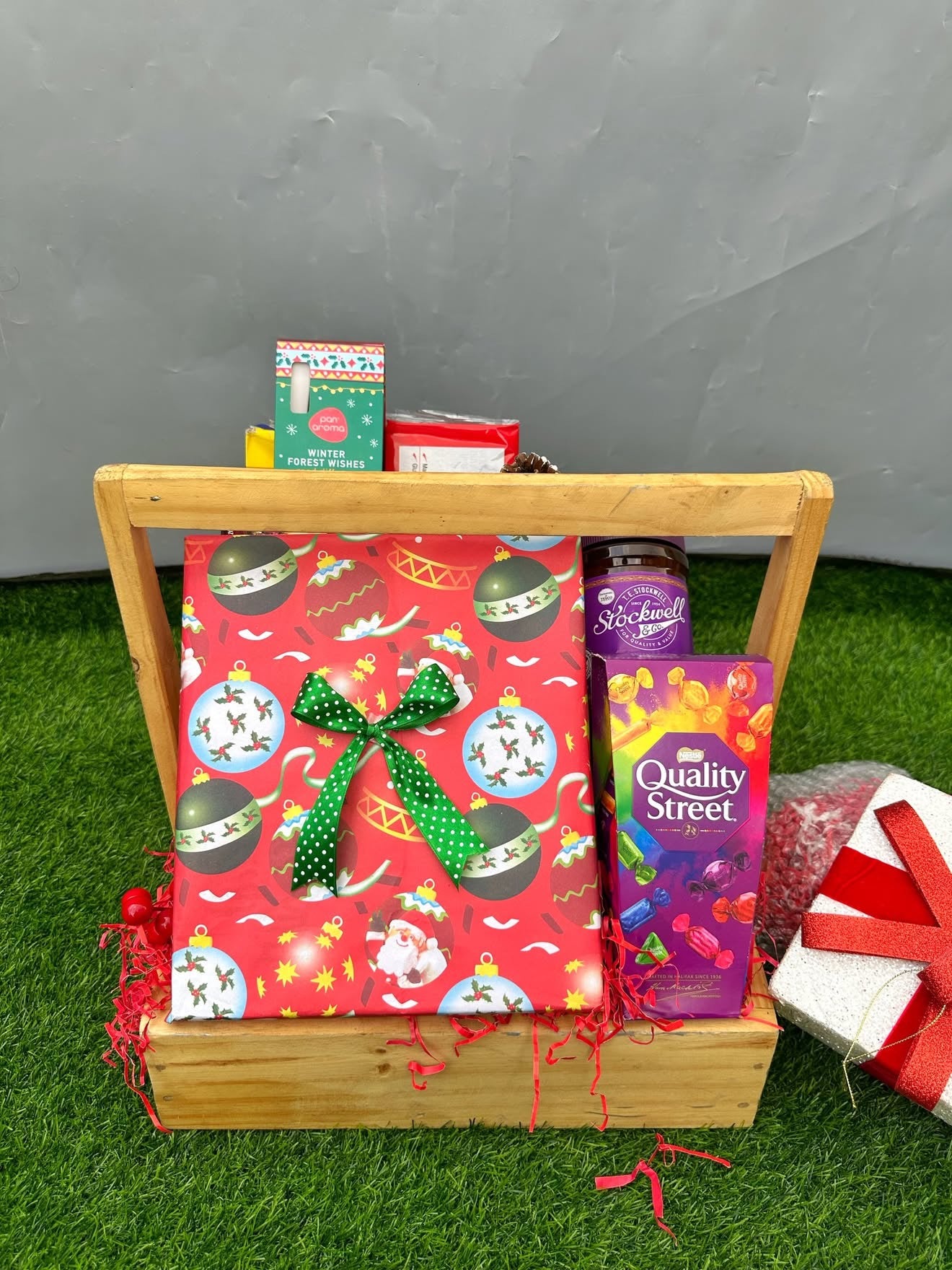 MYSTERY XMAS OPEN PACKAGE