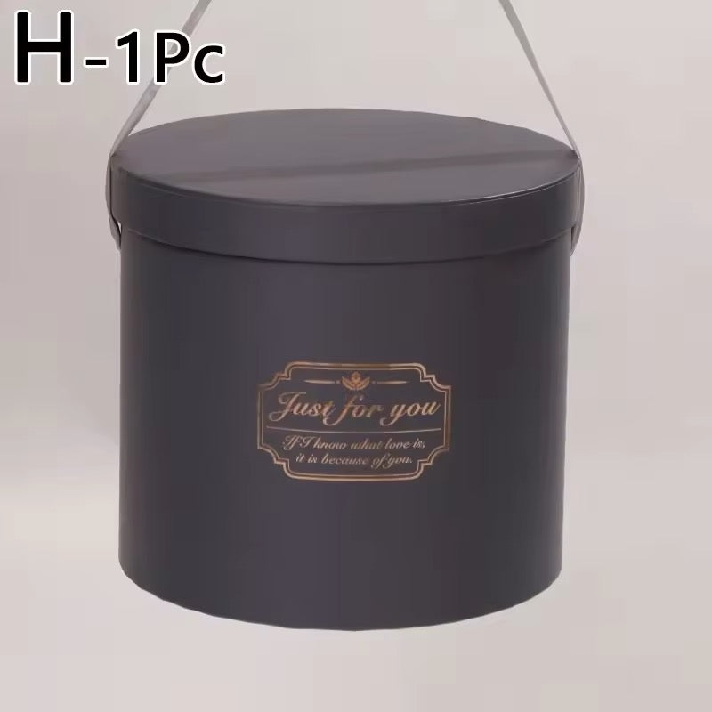 Round handled box