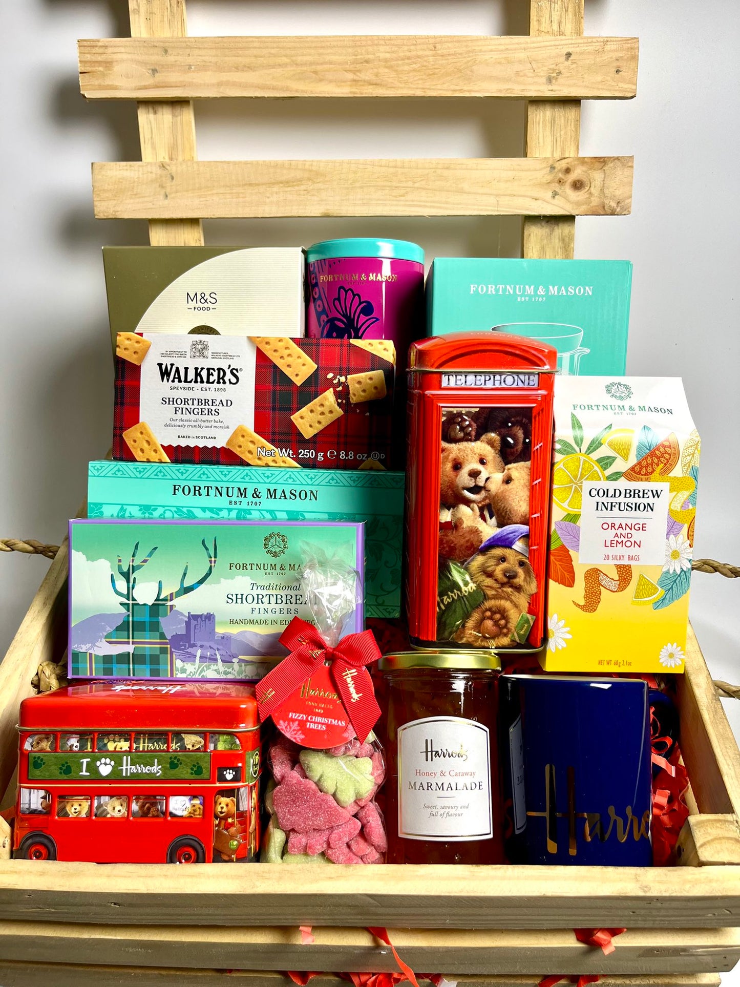 Santary Luxury Hamper