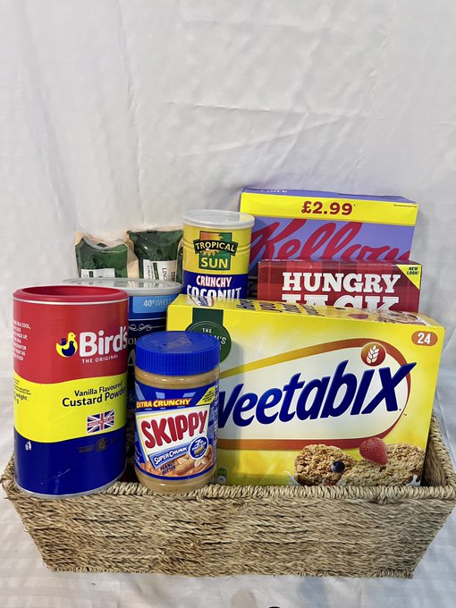 END OF YEAR HAMPER 01