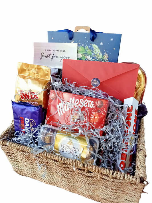 MERRY LITTLE CHOCO MIX HAMPER