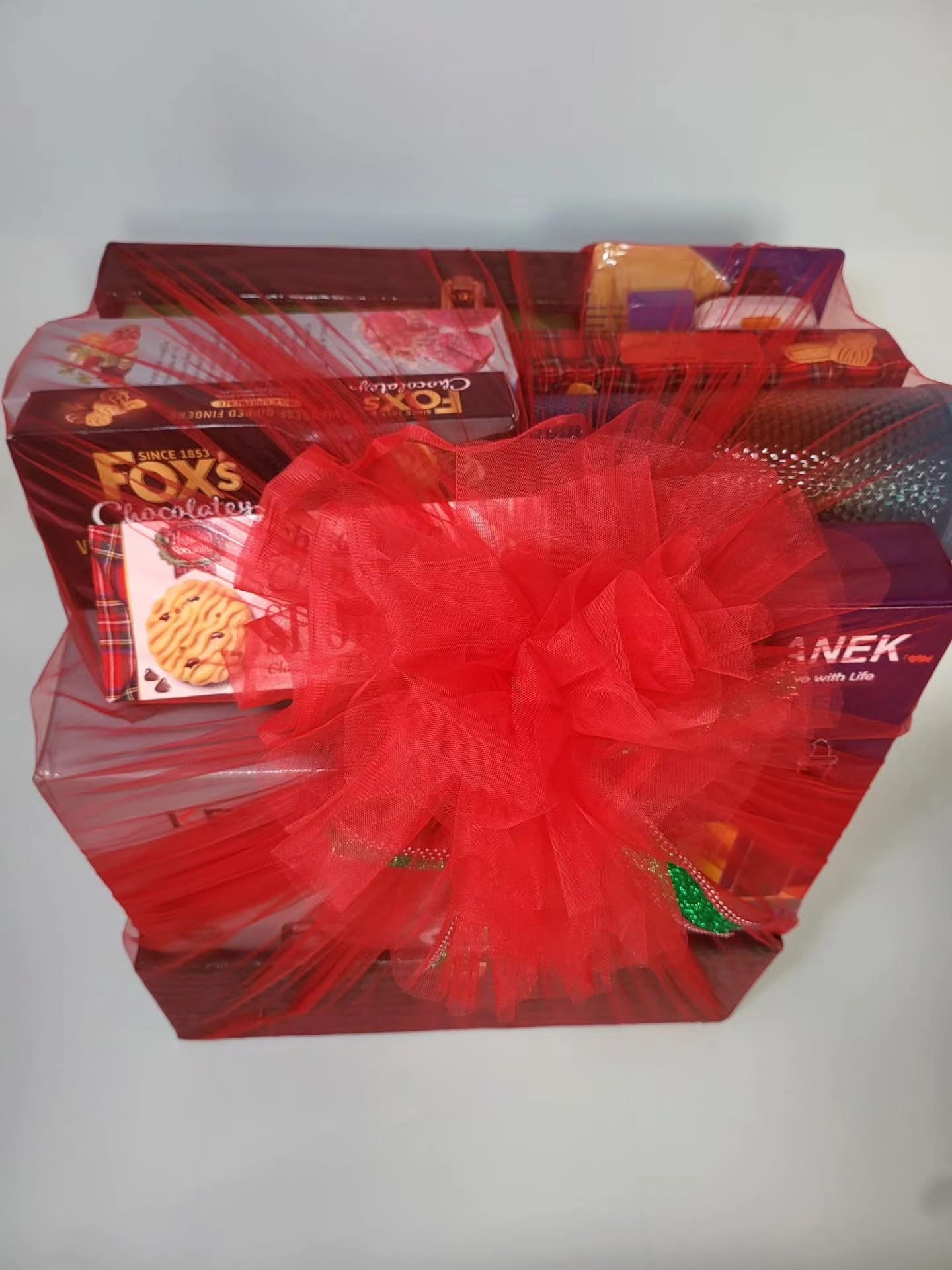Open Leather Box & Gifts