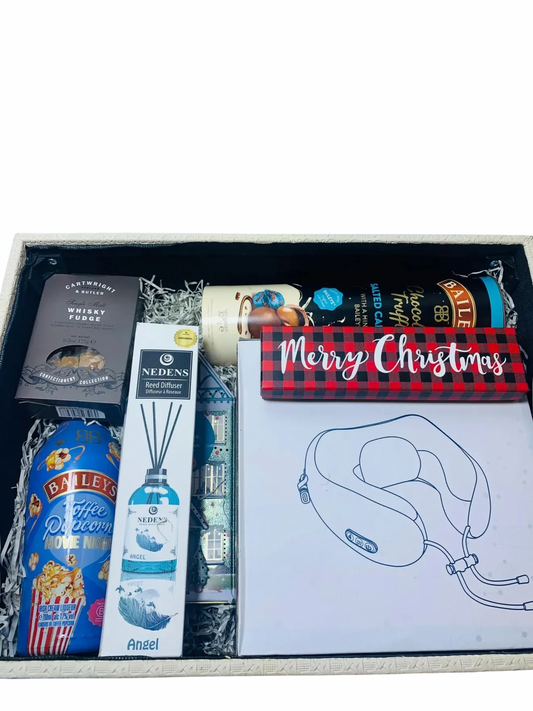 A FUDGE CELEBRATION HAMPER